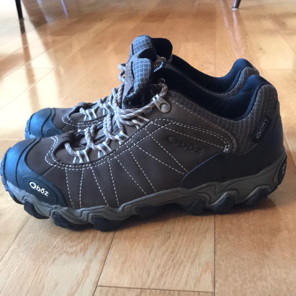 Oboz hiking shoes